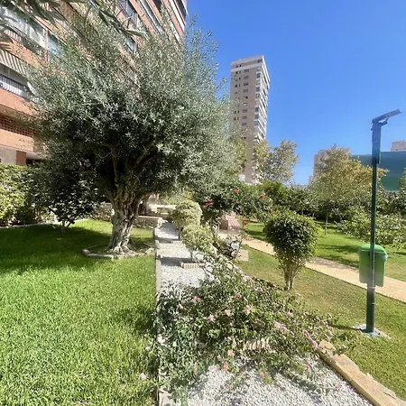 Principado Wifi, Airco, And Garden Appartement